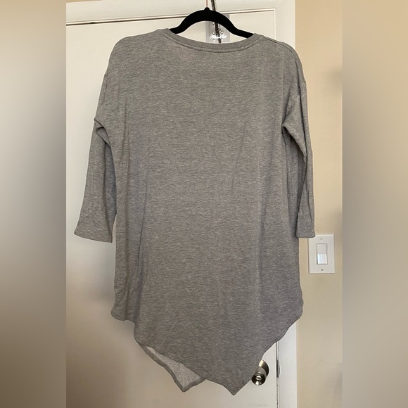 Soft Joie Asymmetric Hem Pullover Size XS - Picture 5 of 5